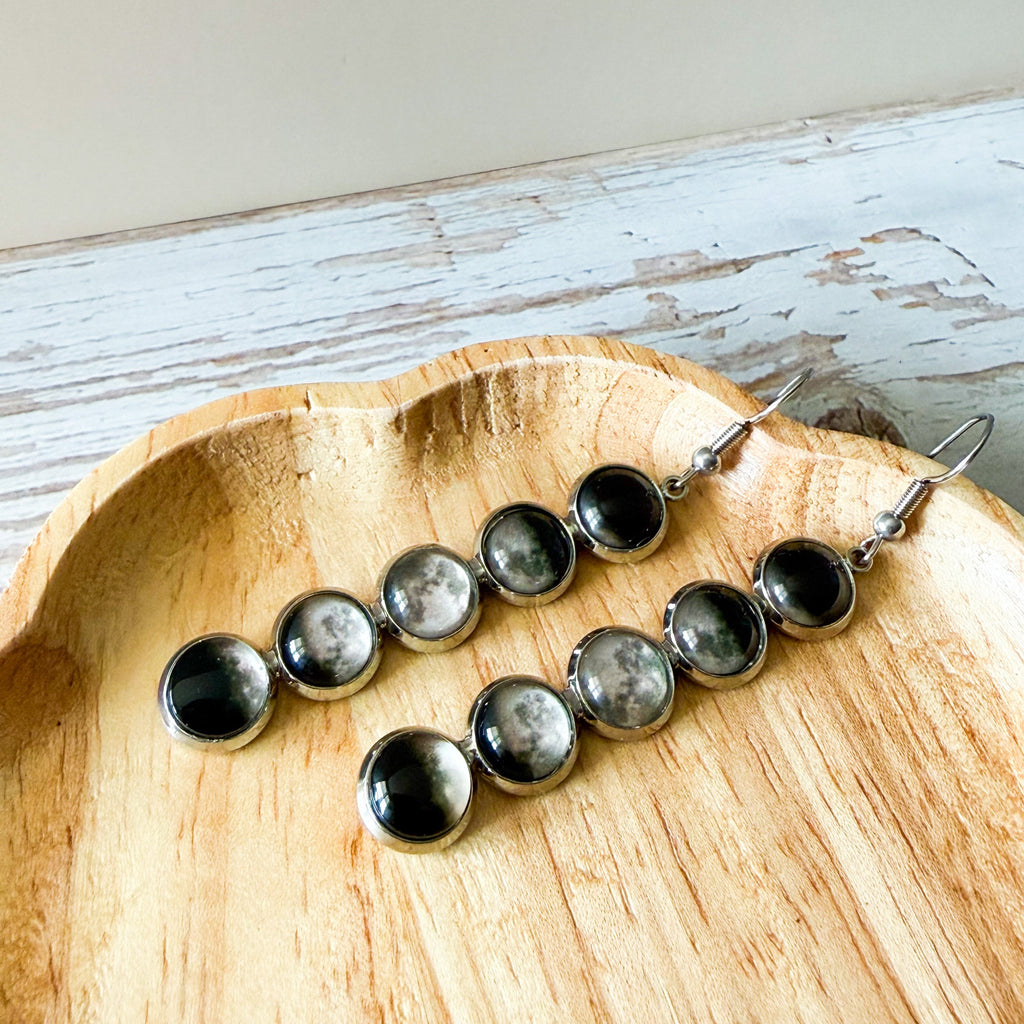 Moon Phase Earrings | Moon Lover