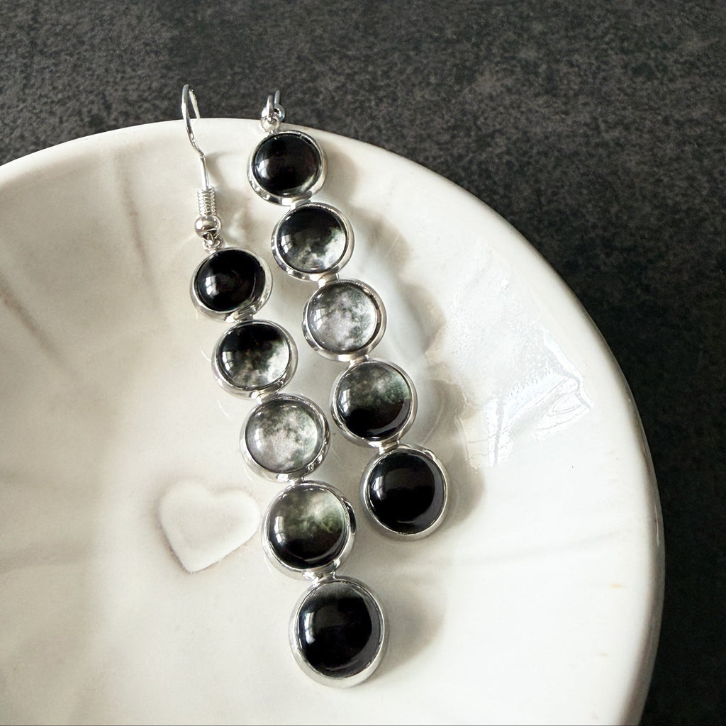 Moon Phase Earrings | Moon Lover