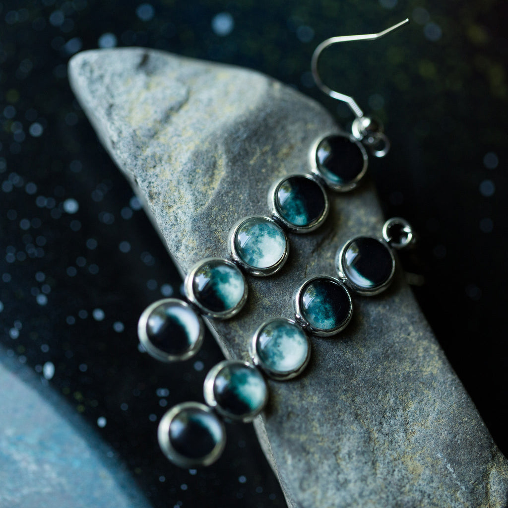Moon Phase Earrings | Moon Lover